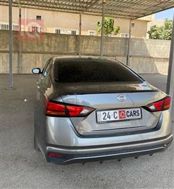 نيسان ألتيما